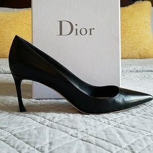 Dior Essence Pumps